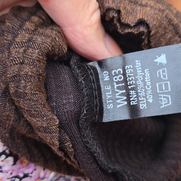 POL Peace SIgn Lightweight Ribbed Oversized Top Sz M - Picture 3 of 4